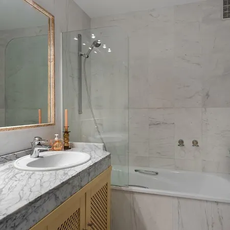 Real 421 * Марбелья