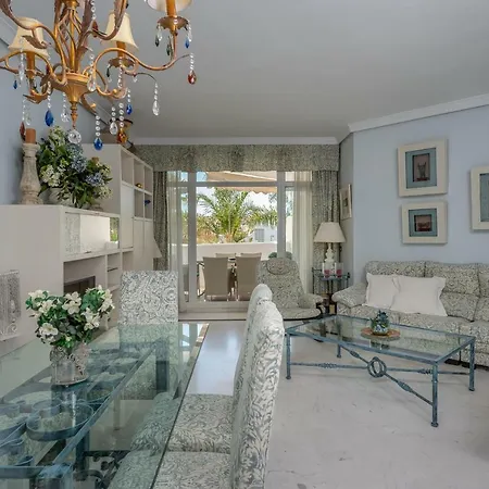 Real 421 Apartman Marbella